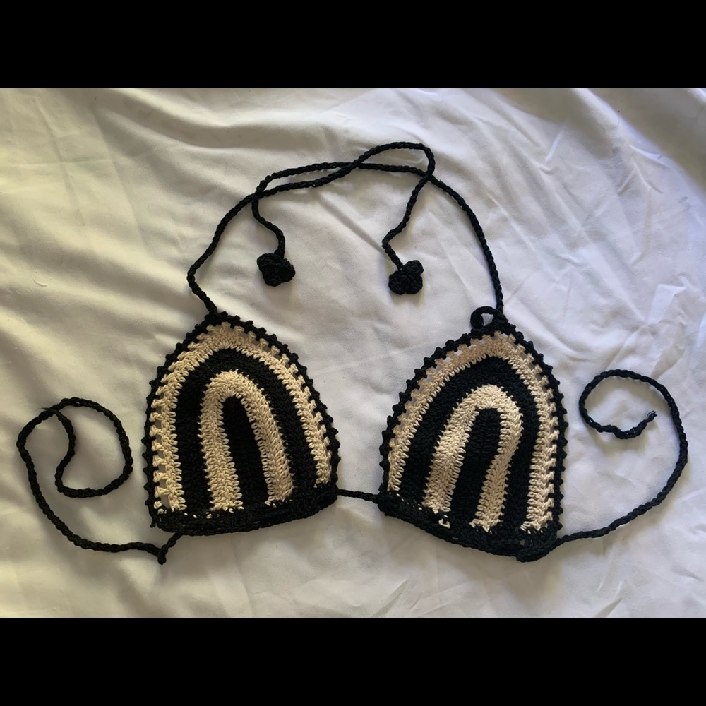 Black and Tan (cream)  crochet knit string bikini - Picture 5 of 7